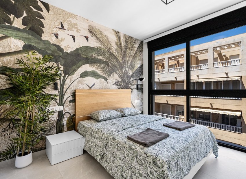 Herverkoop - Appartement / flat - Torrevieia - Playa del Cura