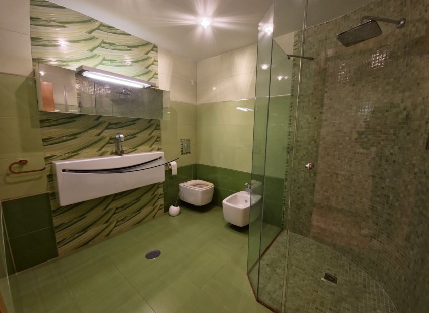 Herverkoop - Appartement / flat - Torrevieia - Playa del Cura