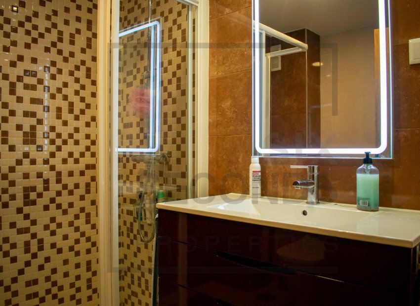 Herverkoop - Appartement / flat - Torrevieia - Playa del Cura