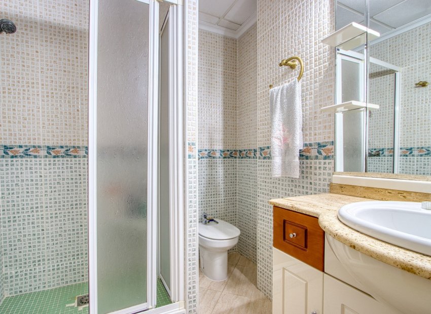 Herverkoop - Appartement / flat - Torrevieia - Playa del Cura