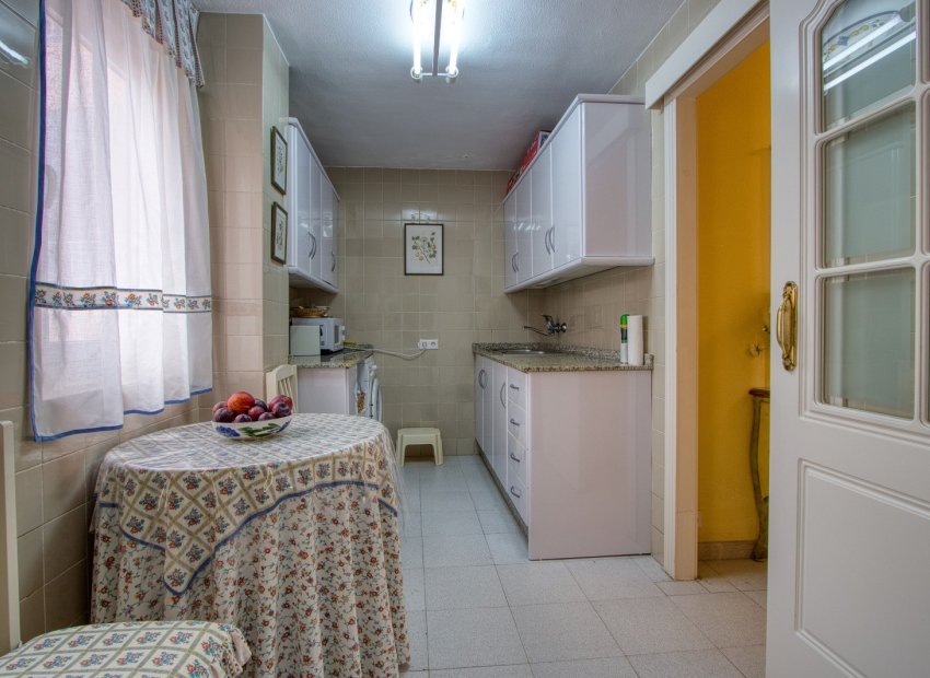 Herverkoop - Appartement / flat - Torrevieia - Playa del Cura