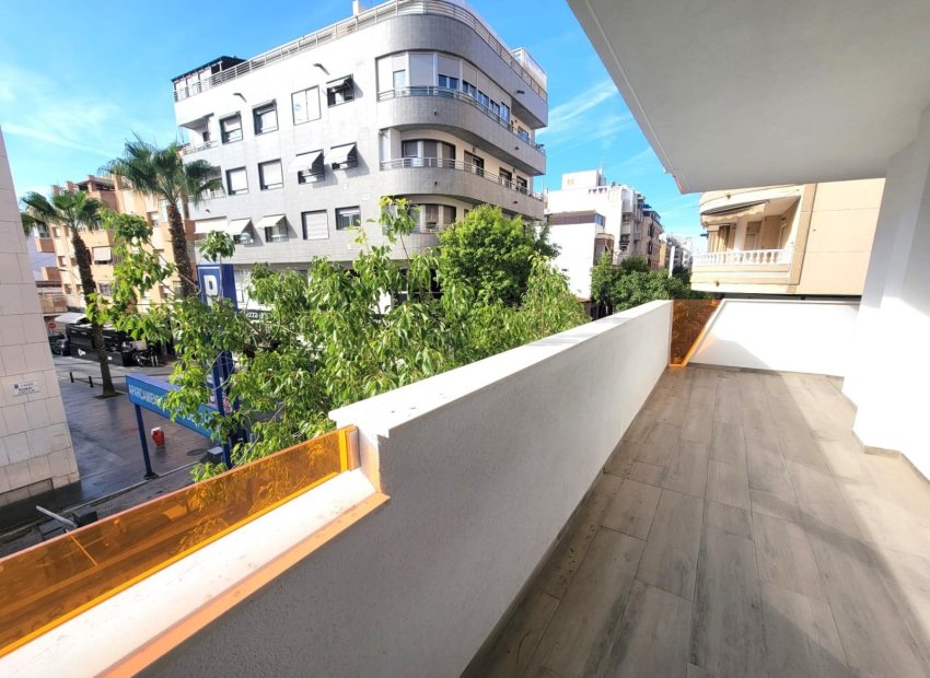 Herverkoop - Appartement / flat - Torrevieia - Playa del Cura