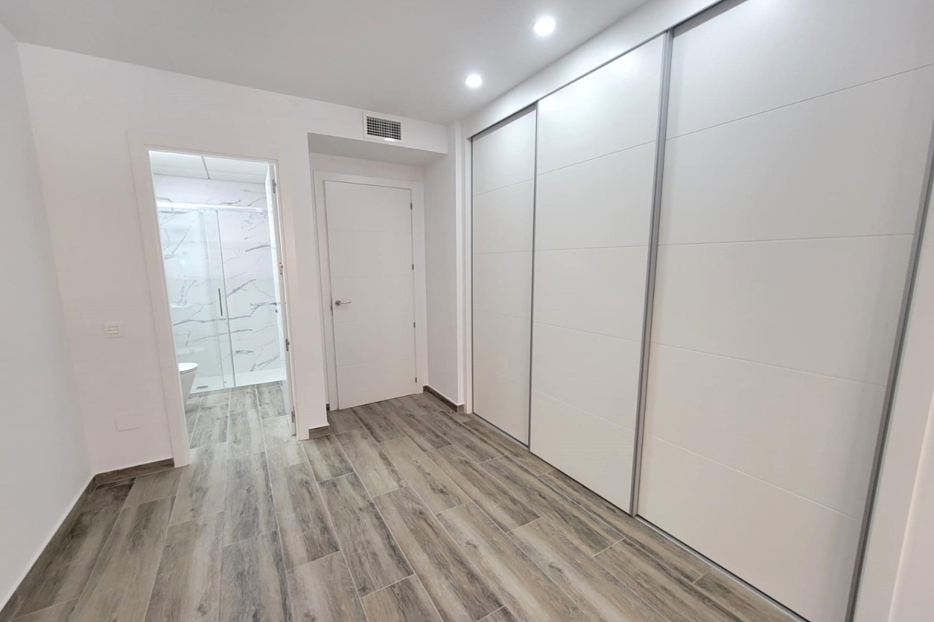 Herverkoop - Appartement / flat - Torrevieia - Playa del Cura