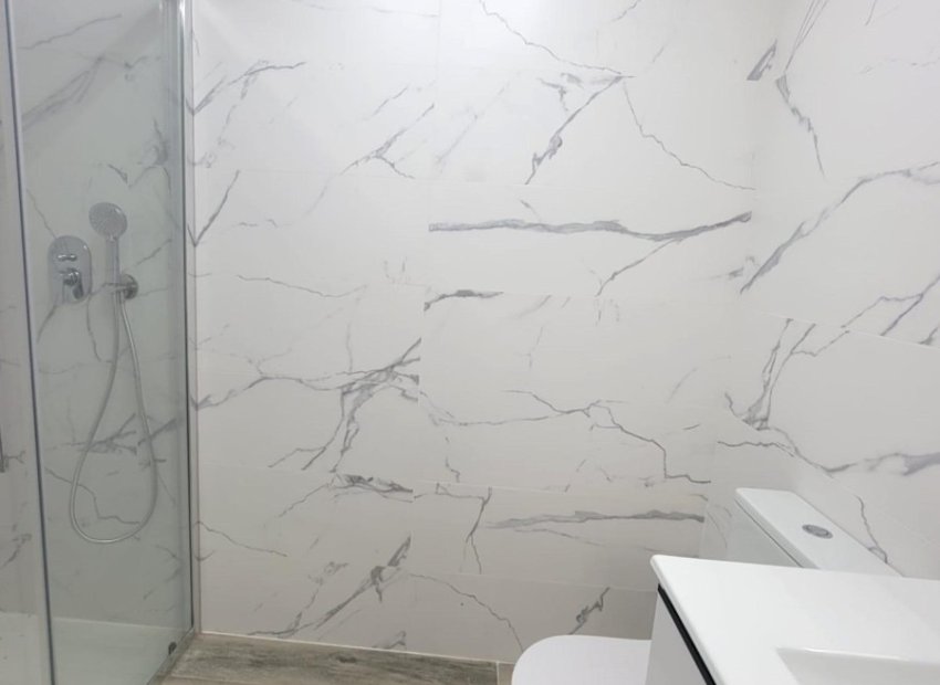 Herverkoop - Appartement / flat - Torrevieia - Playa del Cura