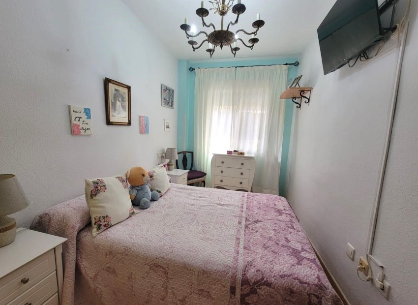 Herverkoop - Appartement / flat - Torrevieia - Playa del Cura