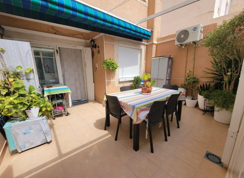 Herverkoop - Appartement / flat - Torrevieia - Playa del Cura