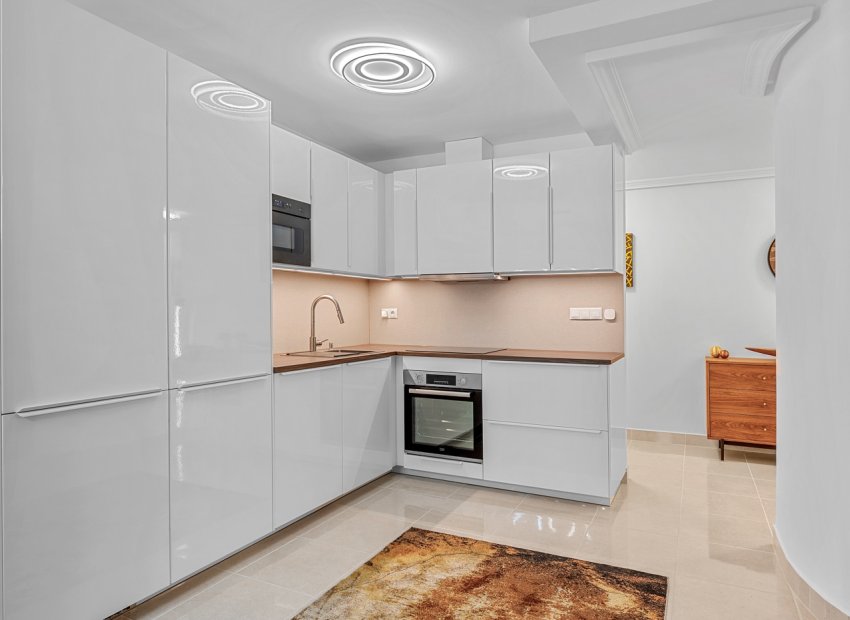 Herverkoop - Appartement / flat - Torrevieia - Playa del Cura