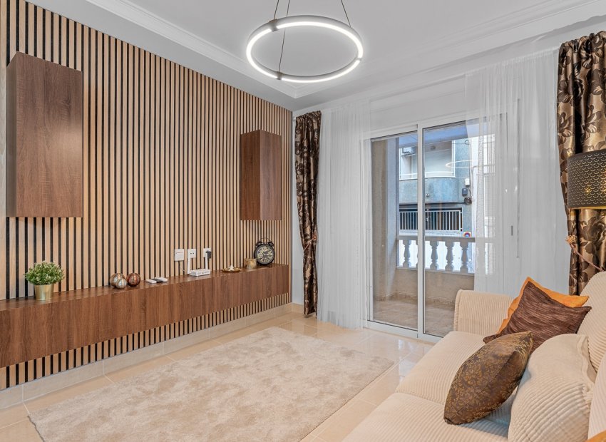 Herverkoop - Appartement / flat - Torrevieia - Playa del Cura