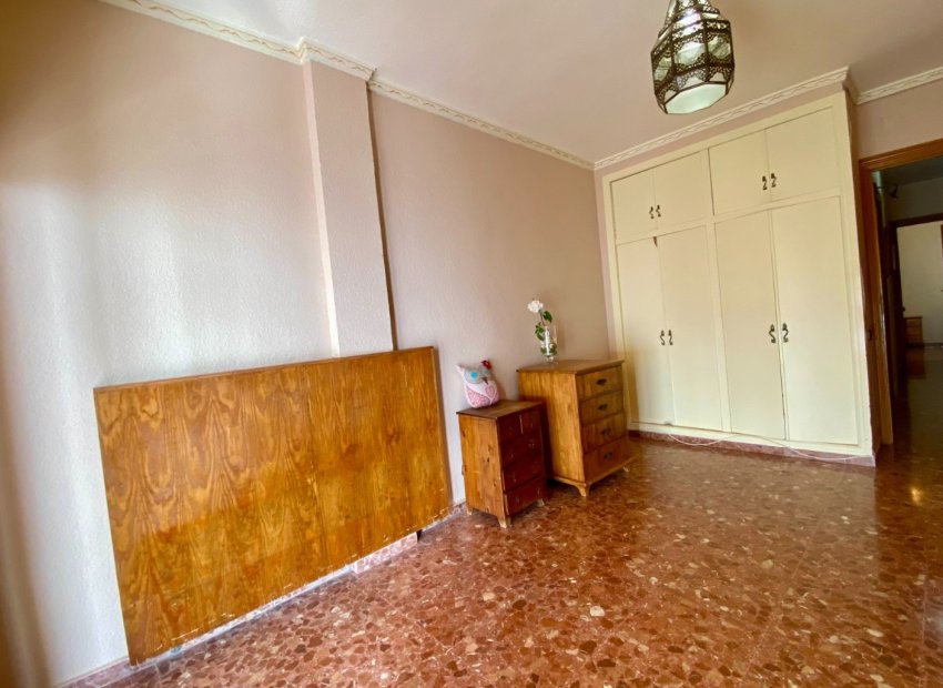 Herverkoop - Appartement / flat - Torrevieia - Playa del Cura