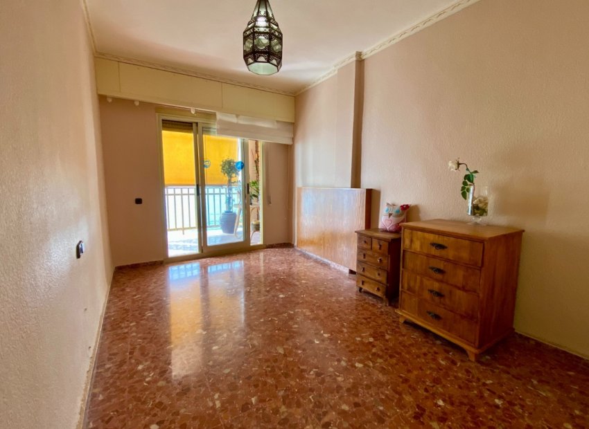 Herverkoop - Appartement / flat - Torrevieia - Playa del Cura