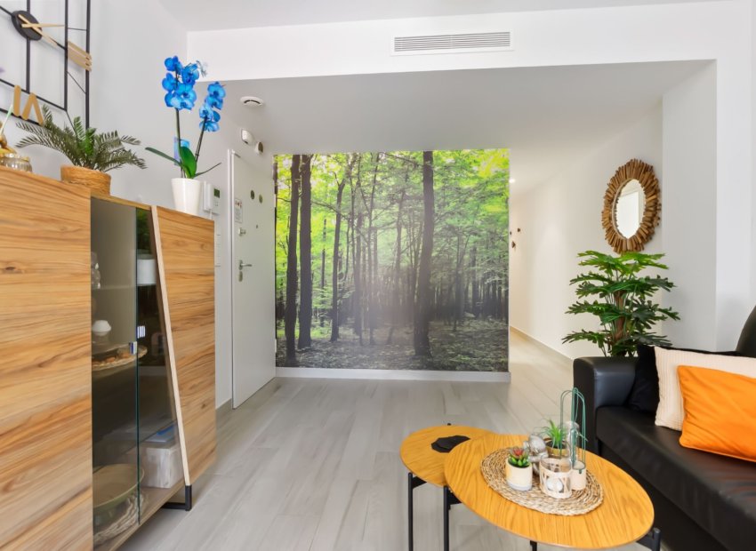 Herverkoop - Appartement / flat - Torrevieia - Playa del Cura