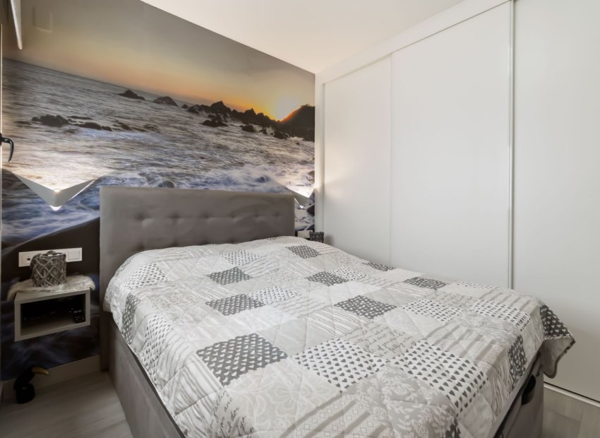 Herverkoop - Appartement / flat - Torrevieia - Playa del Cura