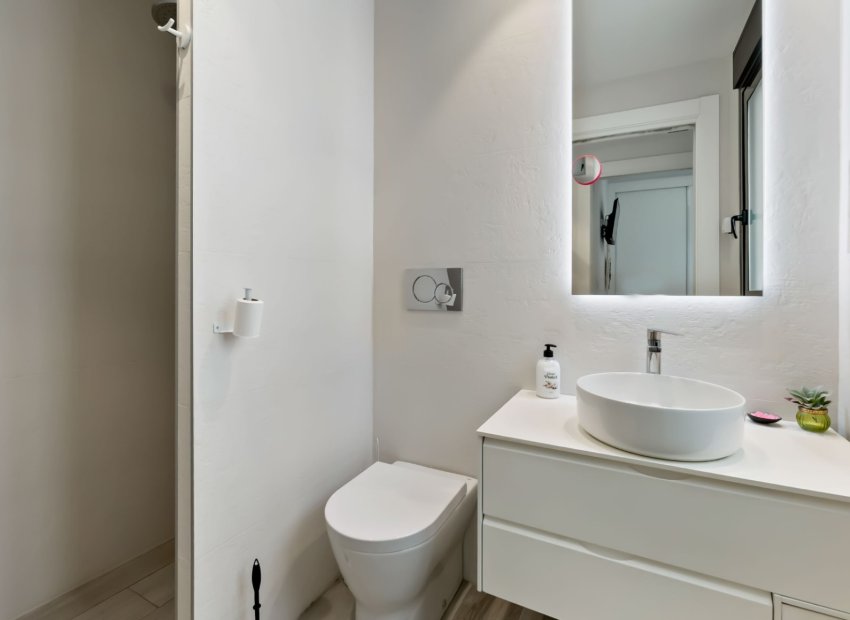 Herverkoop - Appartement / flat - Torrevieia - Playa del Cura