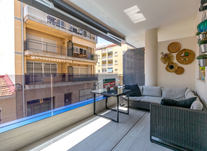 Herverkoop - Appartement / flat - Torrevieia - Playa del Cura