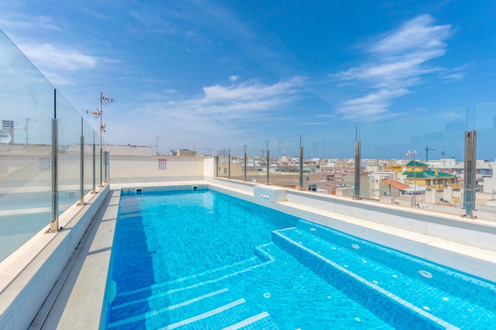 Herverkoop - Appartement / flat - Torrevieia - Playa del Cura