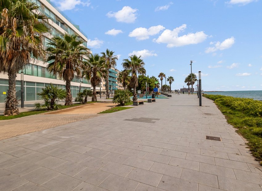 Herverkoop - Appartement / flat - Torrevieia - Playa del Cura