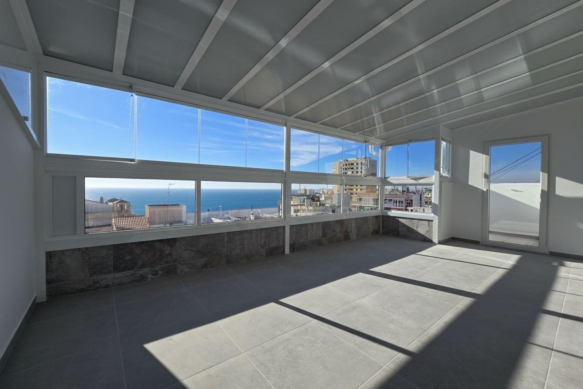 Herverkoop - Appartement / flat - Torrevieia - Playa del Cura