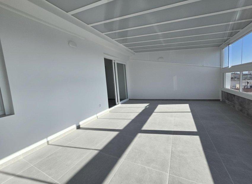 Herverkoop - Appartement / flat - Torrevieia - Playa del Cura