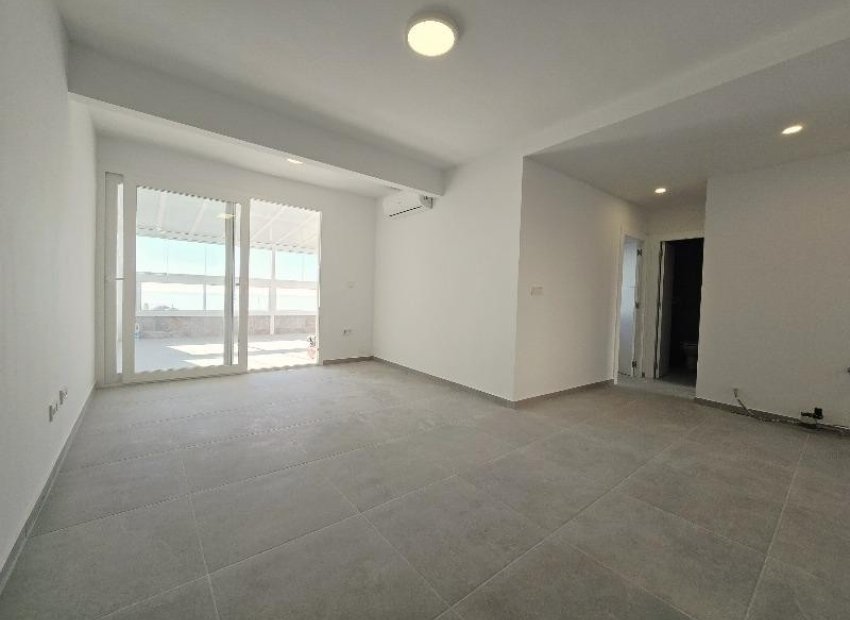 Herverkoop - Appartement / flat - Torrevieia - Playa del Cura