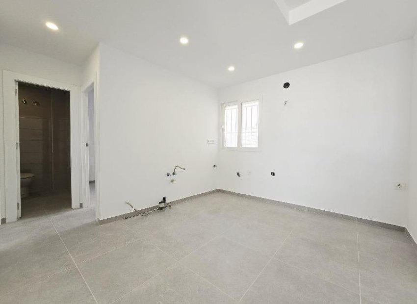 Herverkoop - Appartement / flat - Torrevieia - Playa del Cura