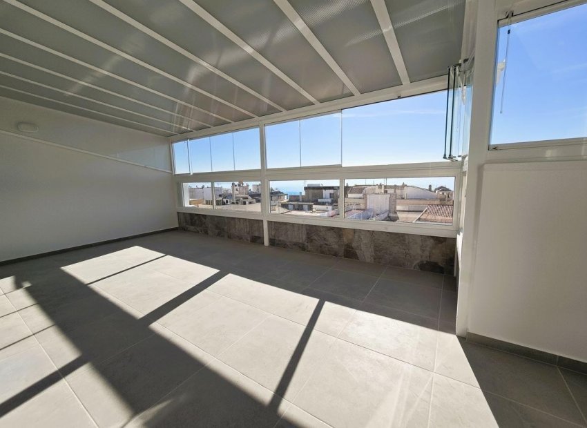 Herverkoop - Appartement / flat - Torrevieia - Playa del Cura