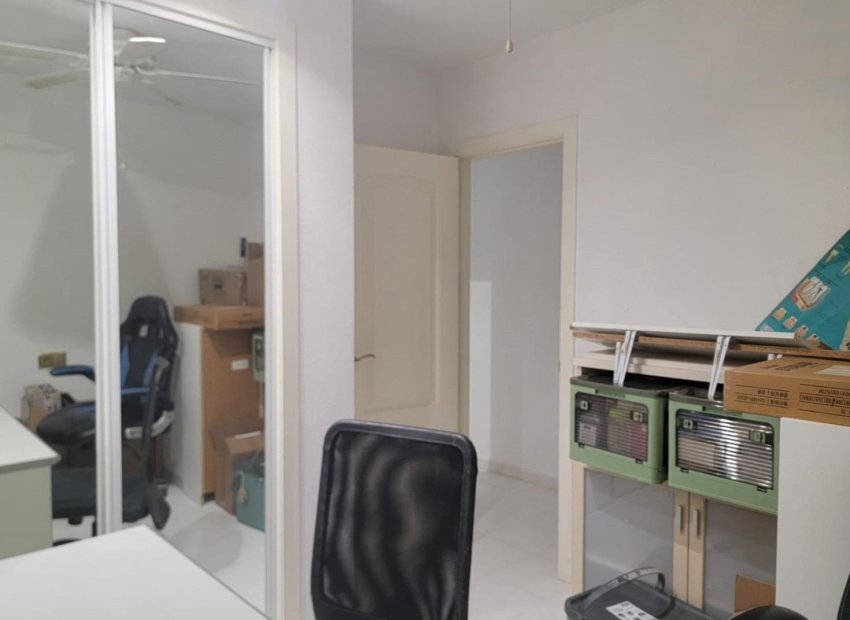 Herverkoop - Appartement / flat - Torrevieia - Playa del Cura