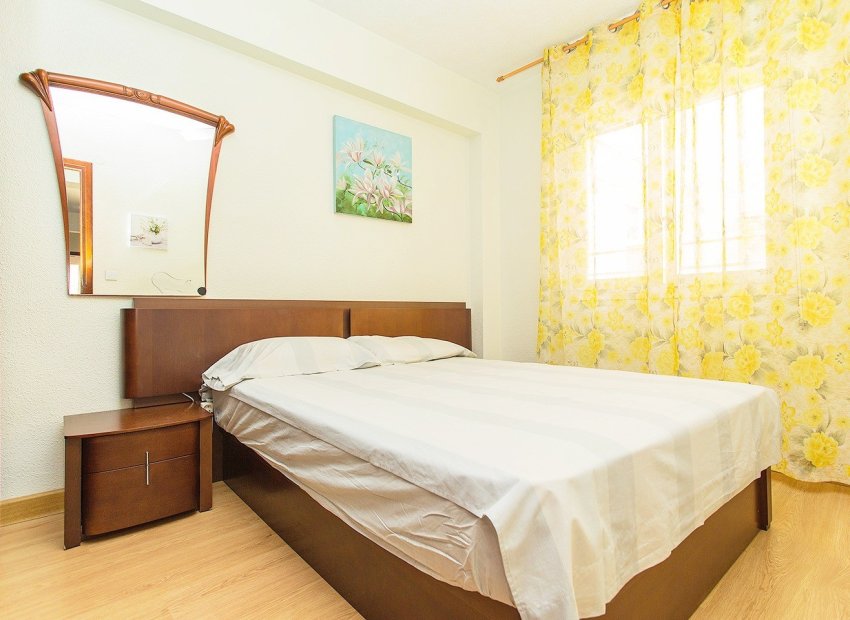 Herverkoop - Appartement / flat - Torrevieia - Playa del Cura