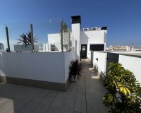 Herverkoop - Appartement / flat - Torrevieia - Playa del Cura