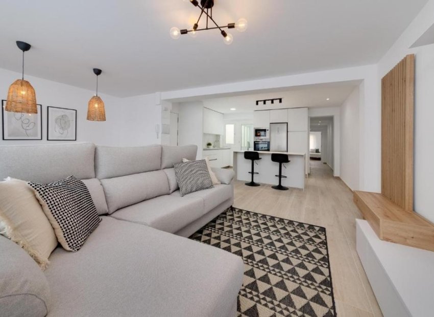 Herverkoop - Appartement / flat - Torrevieia - Playa del Cura