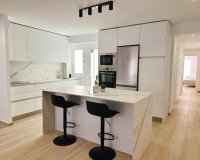 Herverkoop - Appartement / flat - Torrevieia - Playa del Cura