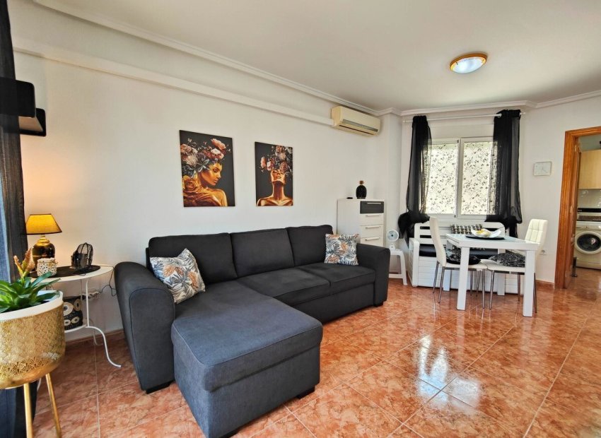 Herverkoop - Appartement / flat - Torrevieia - Playa del Cura