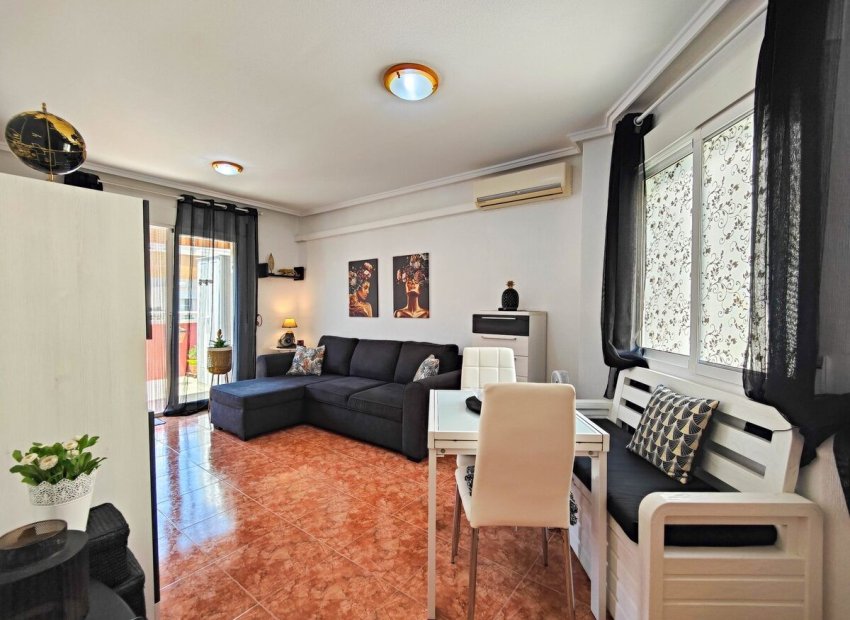Herverkoop - Appartement / flat - Torrevieia - Playa del Cura