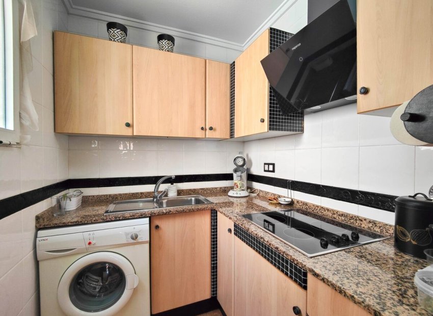 Herverkoop - Appartement / flat - Torrevieia - Playa del Cura