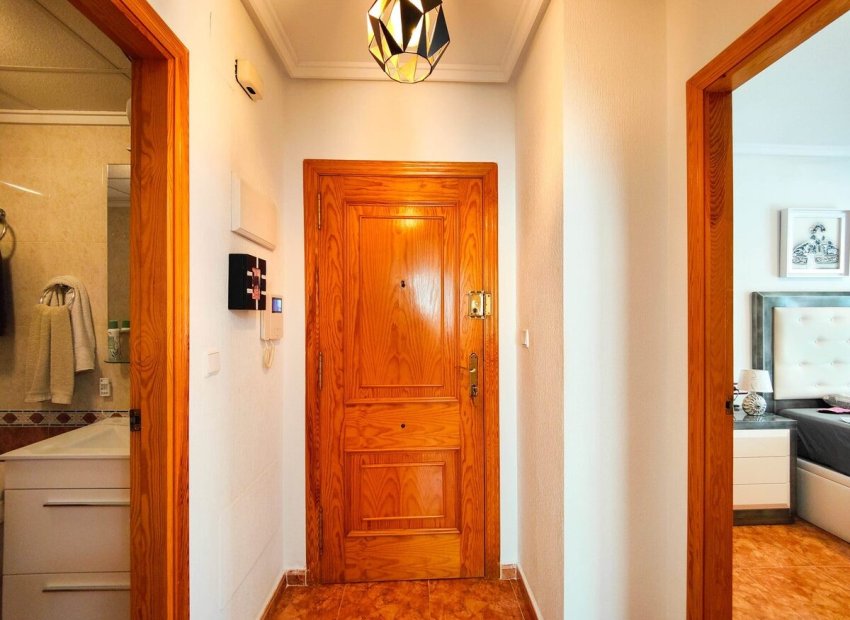 Herverkoop - Appartement / flat - Torrevieia - Playa del Cura