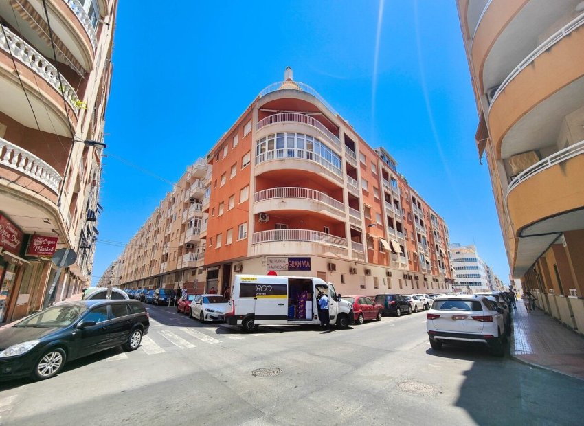Herverkoop - Appartement / flat - Torrevieia - Playa del Cura
