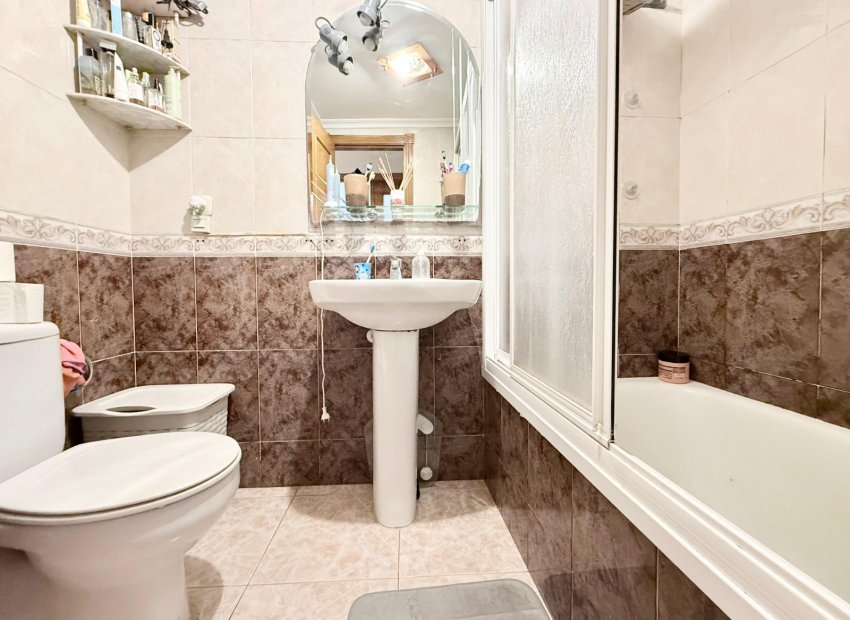 Herverkoop - Appartement / flat - Torrevieia - Playa del Cura