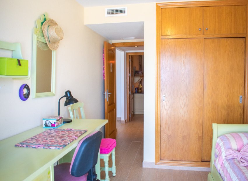 Herverkoop - Appartement / flat - Torrevieia - Playa Los Locos