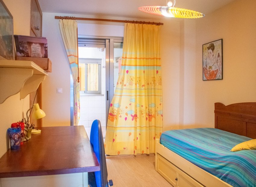 Herverkoop - Appartement / flat - Torrevieia - Playa Los Locos