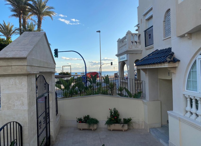 Herverkoop - Appartement / flat - Torrevieia - Playa Los Locos