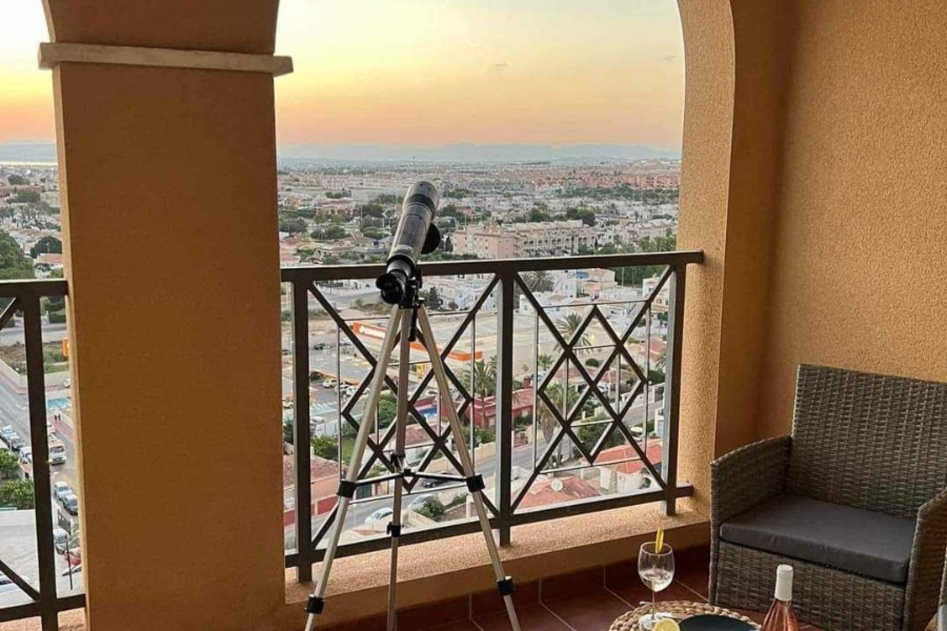 Herverkoop - Appartement / flat - Torrevieia - Playa Los Locos