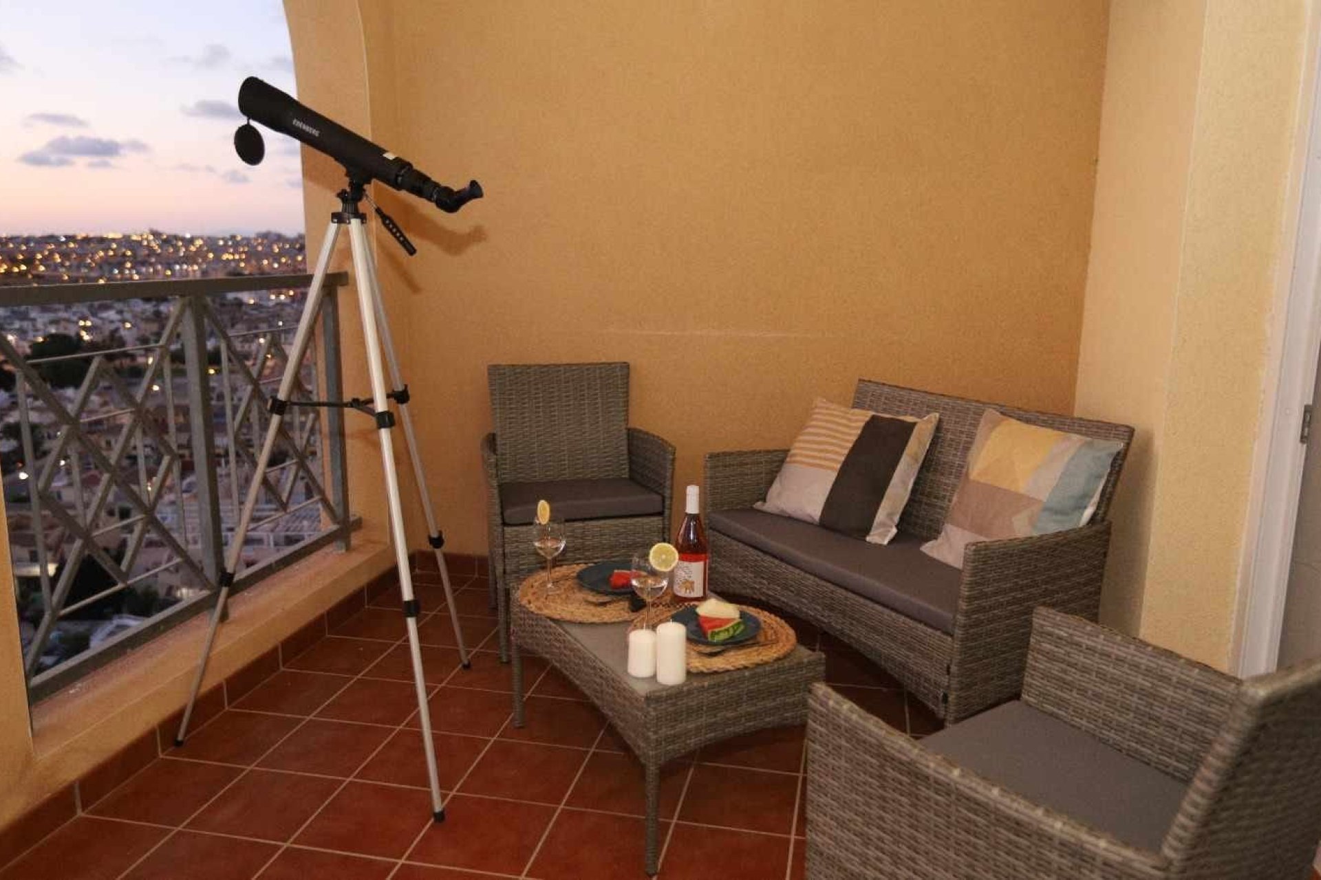 Herverkoop - Appartement / flat - Torrevieia - Playa Los Locos