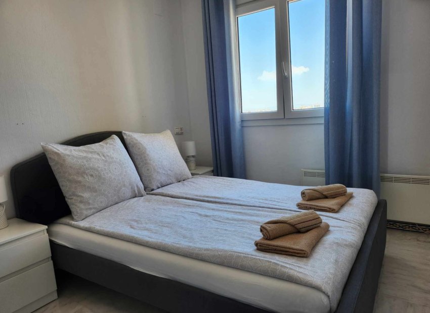 Herverkoop - Appartement / flat - Torrevieia - Playa Los Locos