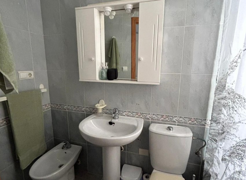 Herverkoop - Appartement / flat - Torrevieia - Playa Los Locos