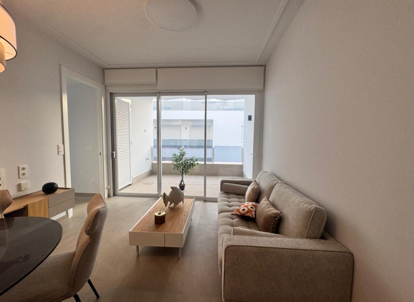 Herverkoop - Appartement / flat - Torrevieia - Playa Los Locos