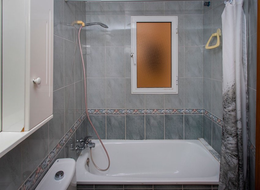 Herverkoop - Appartement / flat - Torrevieia - Playa Los Locos