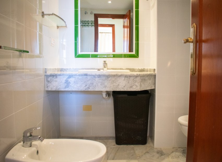 Herverkoop - Appartement / flat - Torrevieia - Playa Los Locos