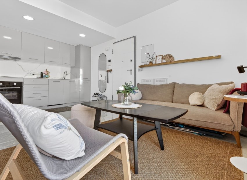 Herverkoop - Appartement / flat - Torrevieia - Playa Los Locos