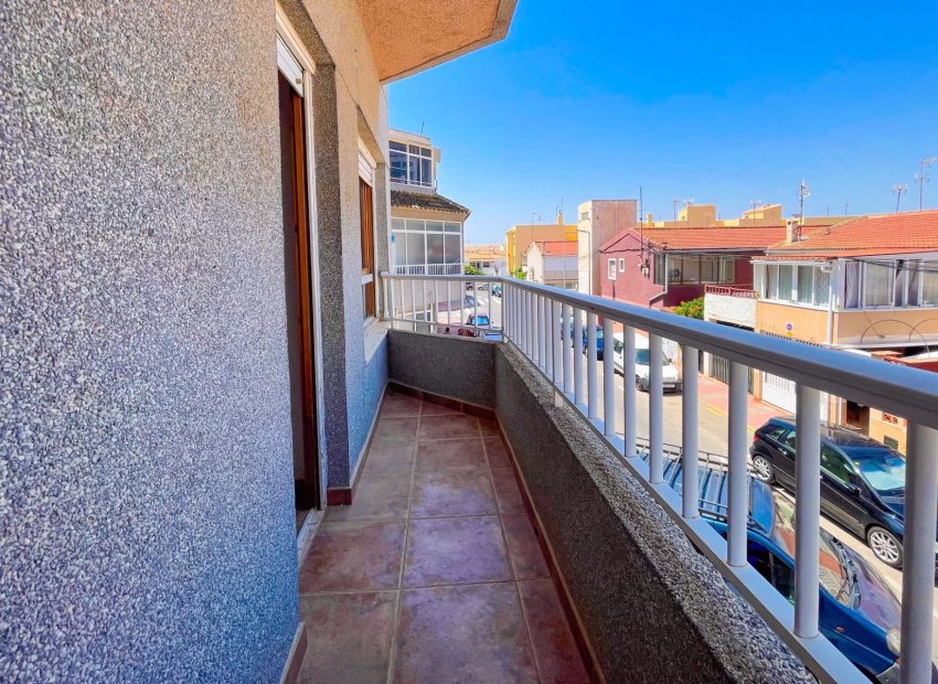 Herverkoop - Appartement / flat - Torrevieia - Playa Los Naufragos