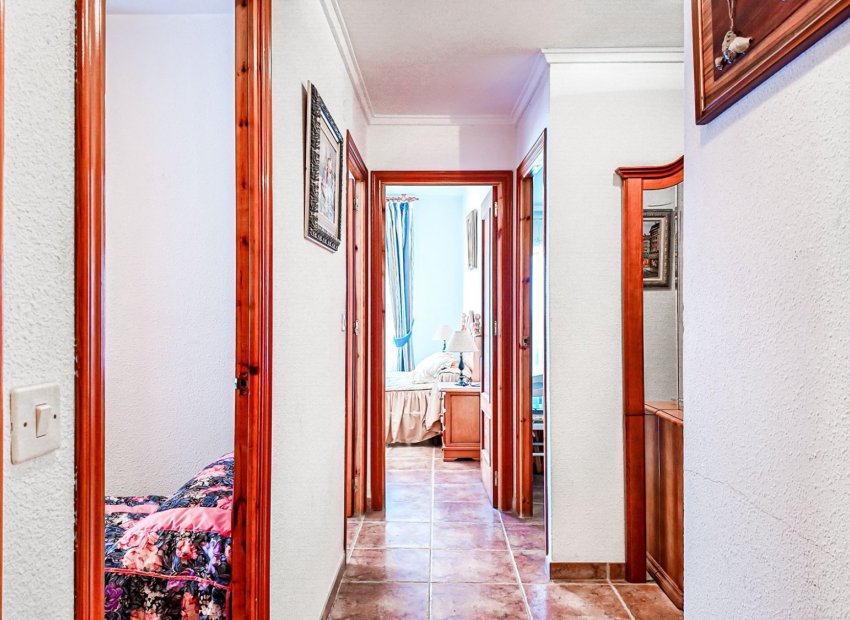 Herverkoop - Appartement / flat - Torrevieia - Playa Los Naufragos