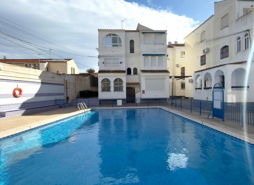 Herverkoop - Appartement / flat - Torrevieia - Playa Los Naufragos
